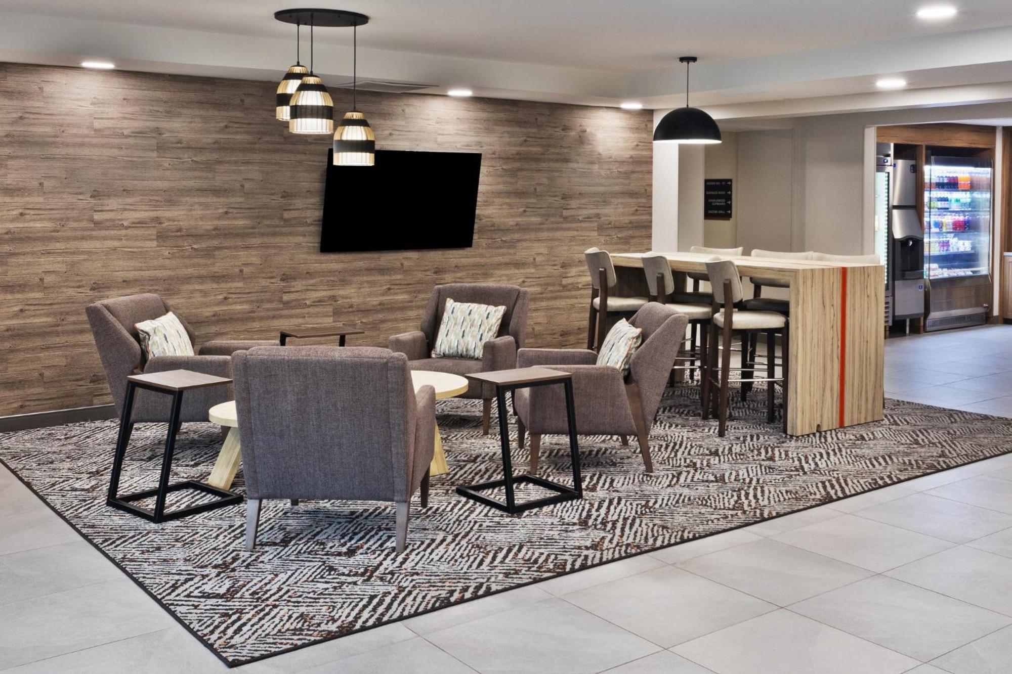 Candlewood Suites Eastchase Park By Ihg Montgomery Exterior foto