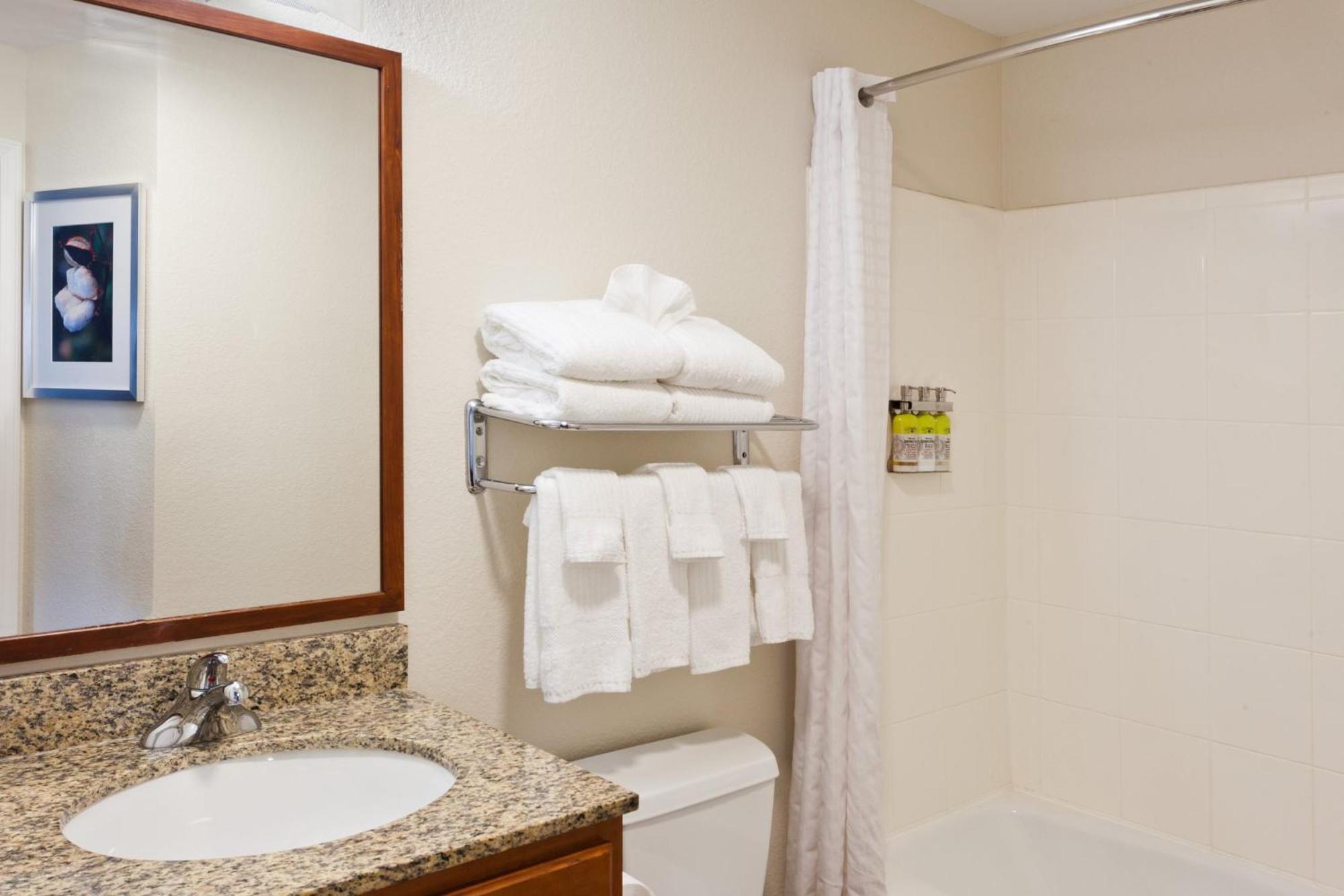 Candlewood Suites Eastchase Park By Ihg Montgomery Exterior foto